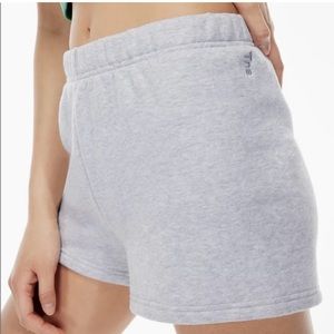 Aritzia TNA Cozy Fleece Perfect Hi-Rise 3" Sweatshort small heather chrome gray